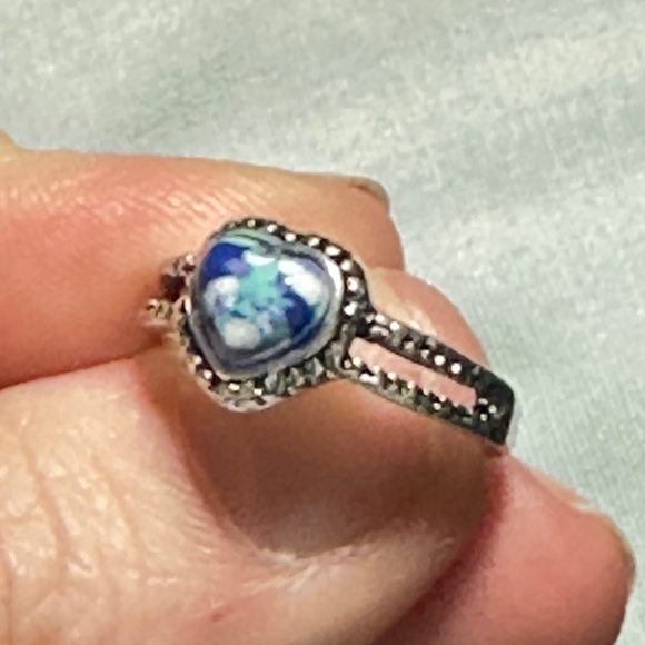 Silver ring w/heart cut multi-blue colored stone, most likely Mosaic Jasper NWOT - Picture 13 of 15